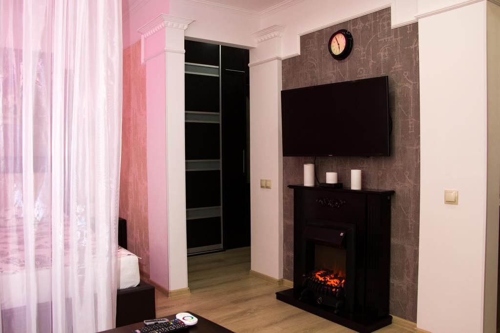 Apartment On "Mirgorod" Брест Екстер'єр фото